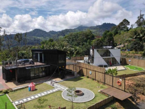 The Black & White Box Villa - Genting Highland Foot Area